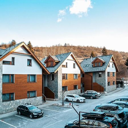 Apartman Rodinna Pohoda มีโต ป็อด จุมเบียรอม ภายนอก รูปภาพ